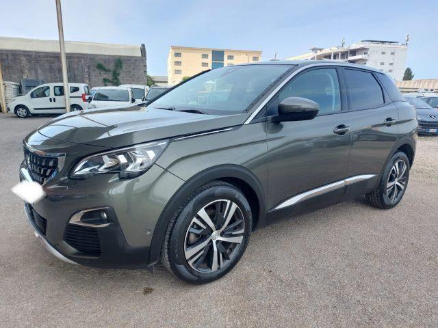 PEUGEOT 3008 PureTech Turbo 1.2 Allure