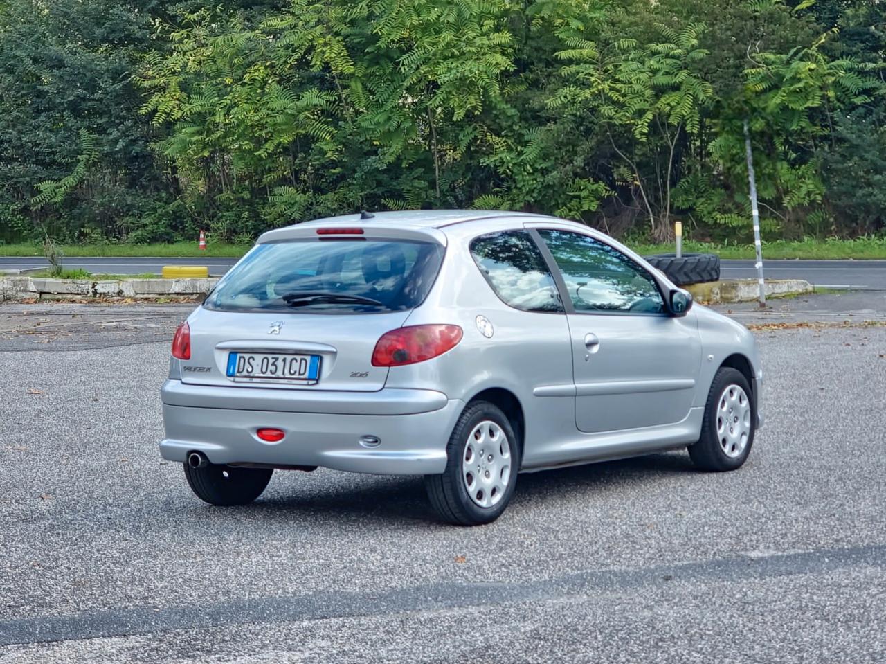 Peugeot 206 1.4 3p. Enfant Terrible 2008-E4 NEO Manuale