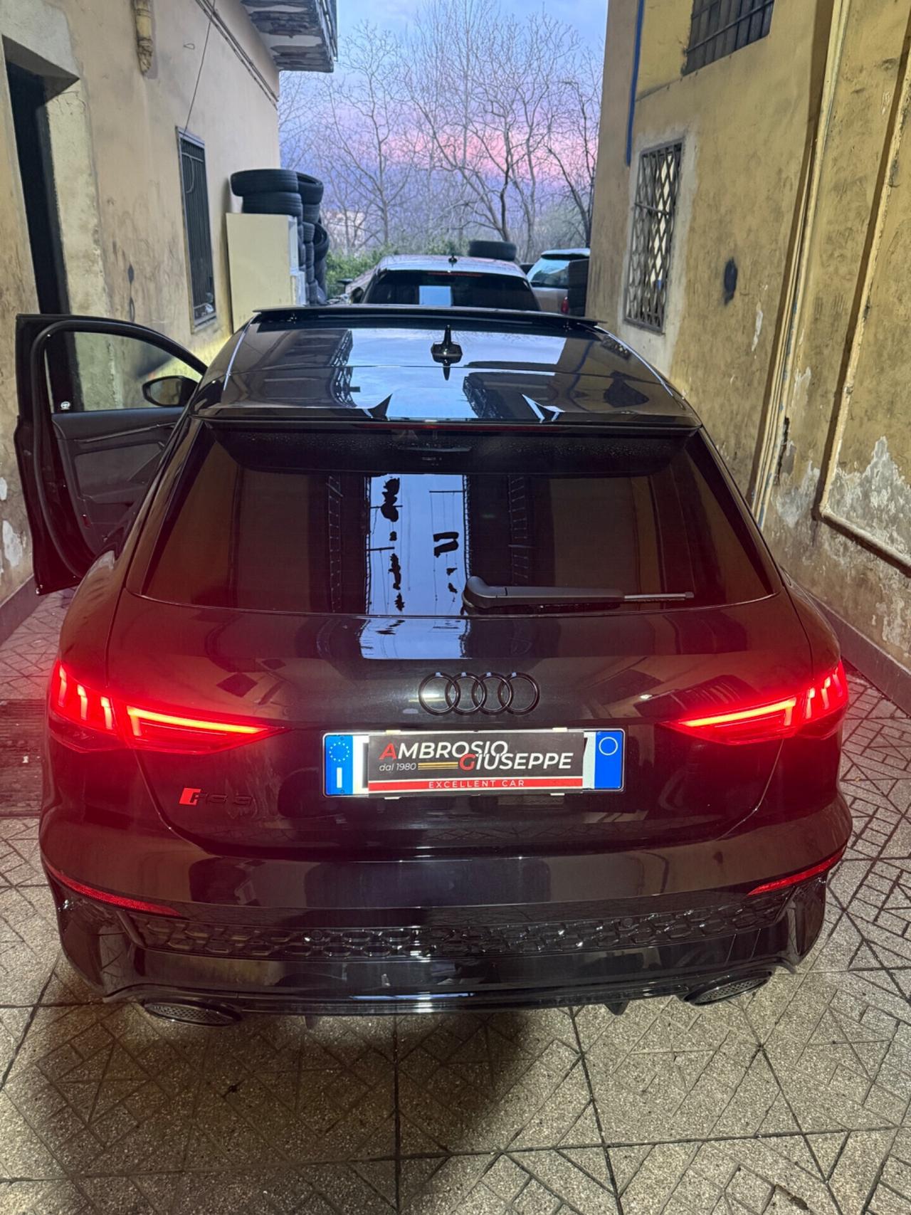Audi A3 RS 3 SPB TFSI 400CV quattro S tronic 9000 km