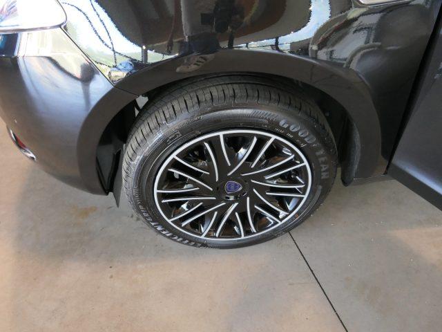 LANCIA Ypsilon 1.0 FireFly 5 porte S&S Hybrid Oro
