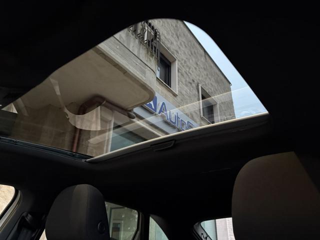 VOLKSWAGEN Taigo 1.0 TSI 116 CV DSG R-Line TETTO APR/PAN