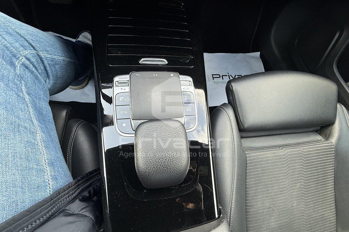 MERCEDES A 180 d Automatic Premium