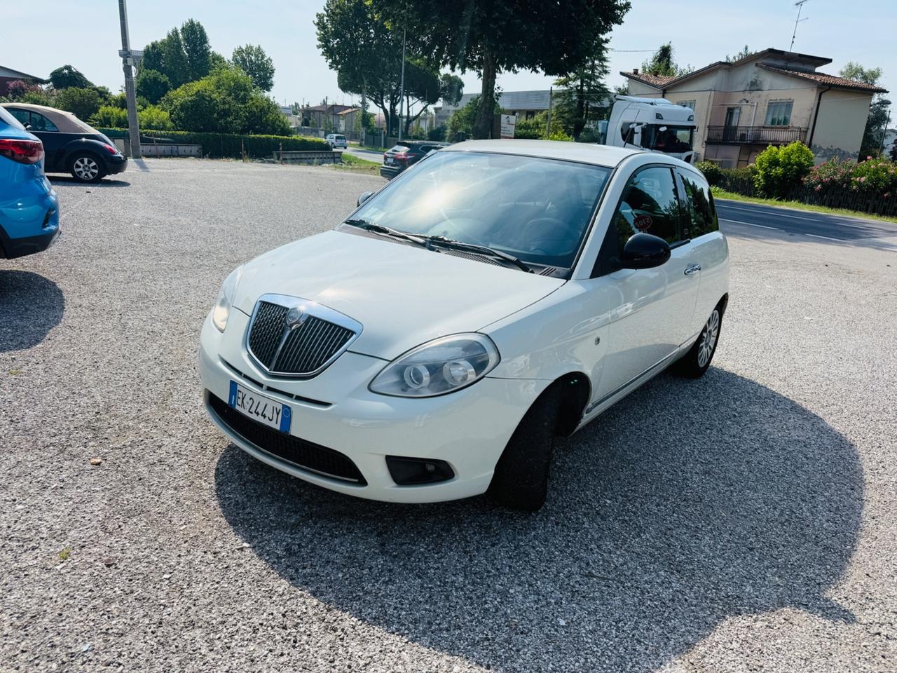 Lancia Ypsilon 1.2 69 CV