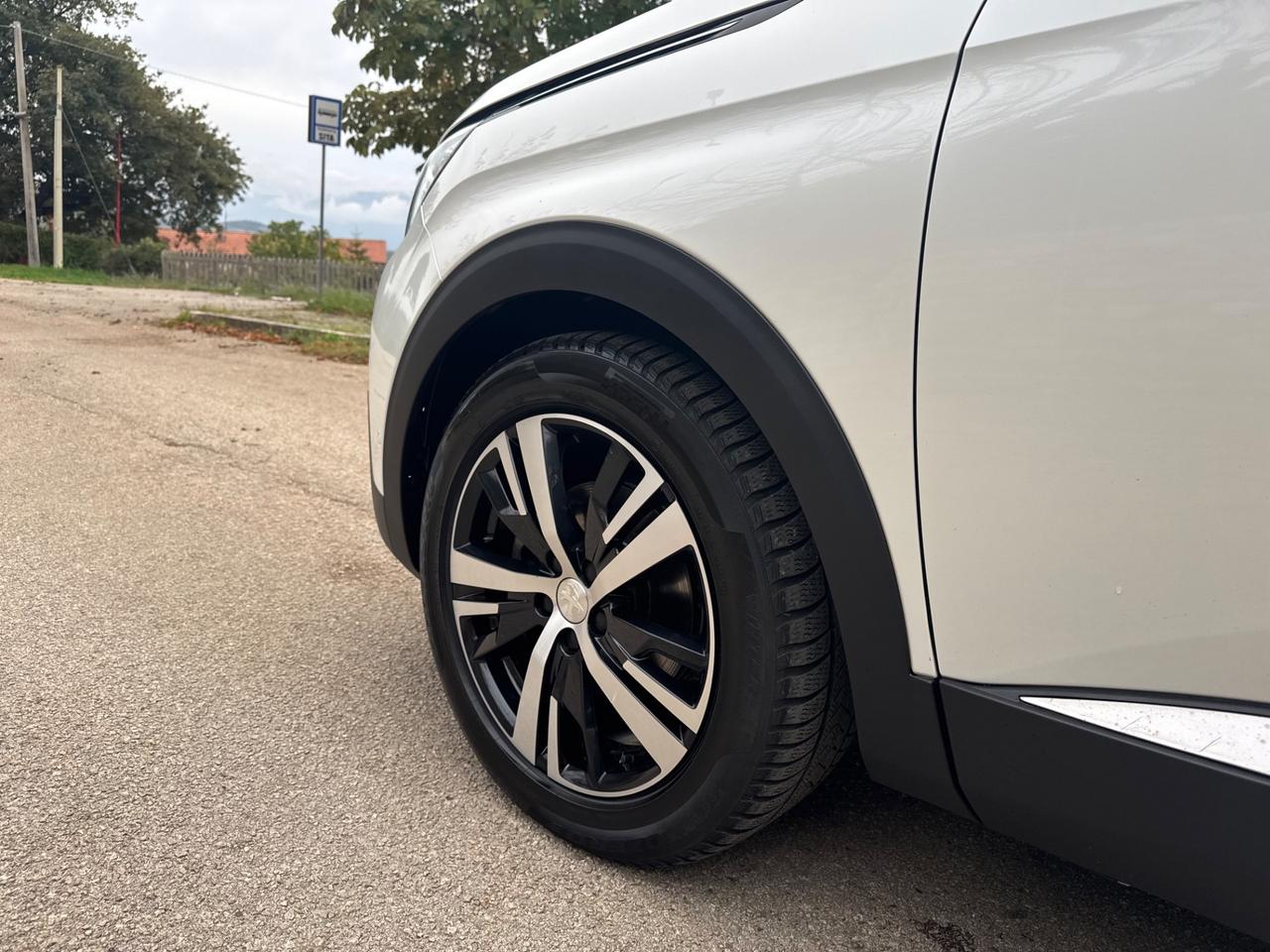 Peugeot 3008 BlueHDi 130 S&S Allure