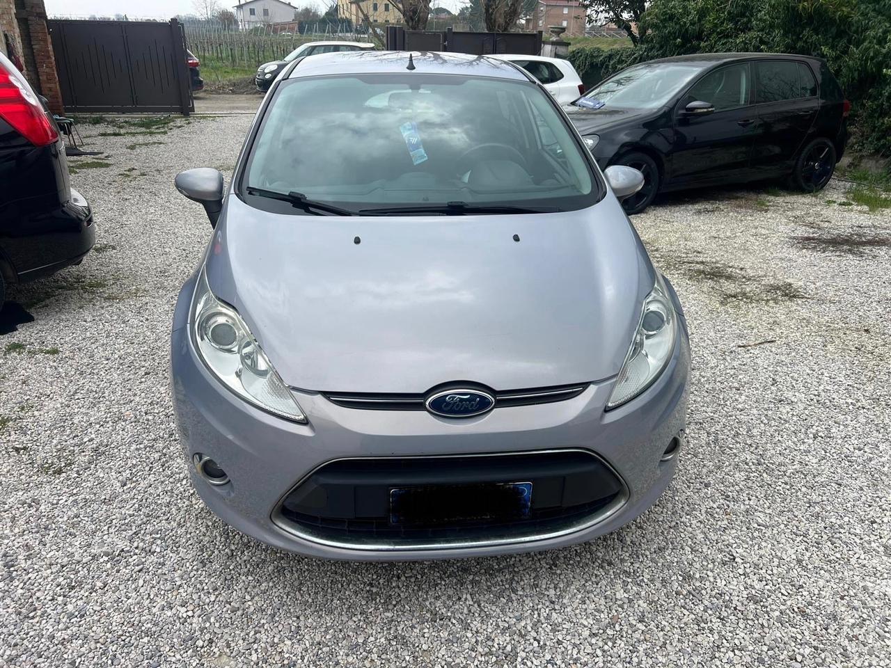 Ford Fiesta 1.4 5 porte Bz.- GPL Titanium