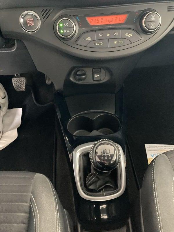 Toyota Yaris Yaris 5p 1.0 Lounge my16