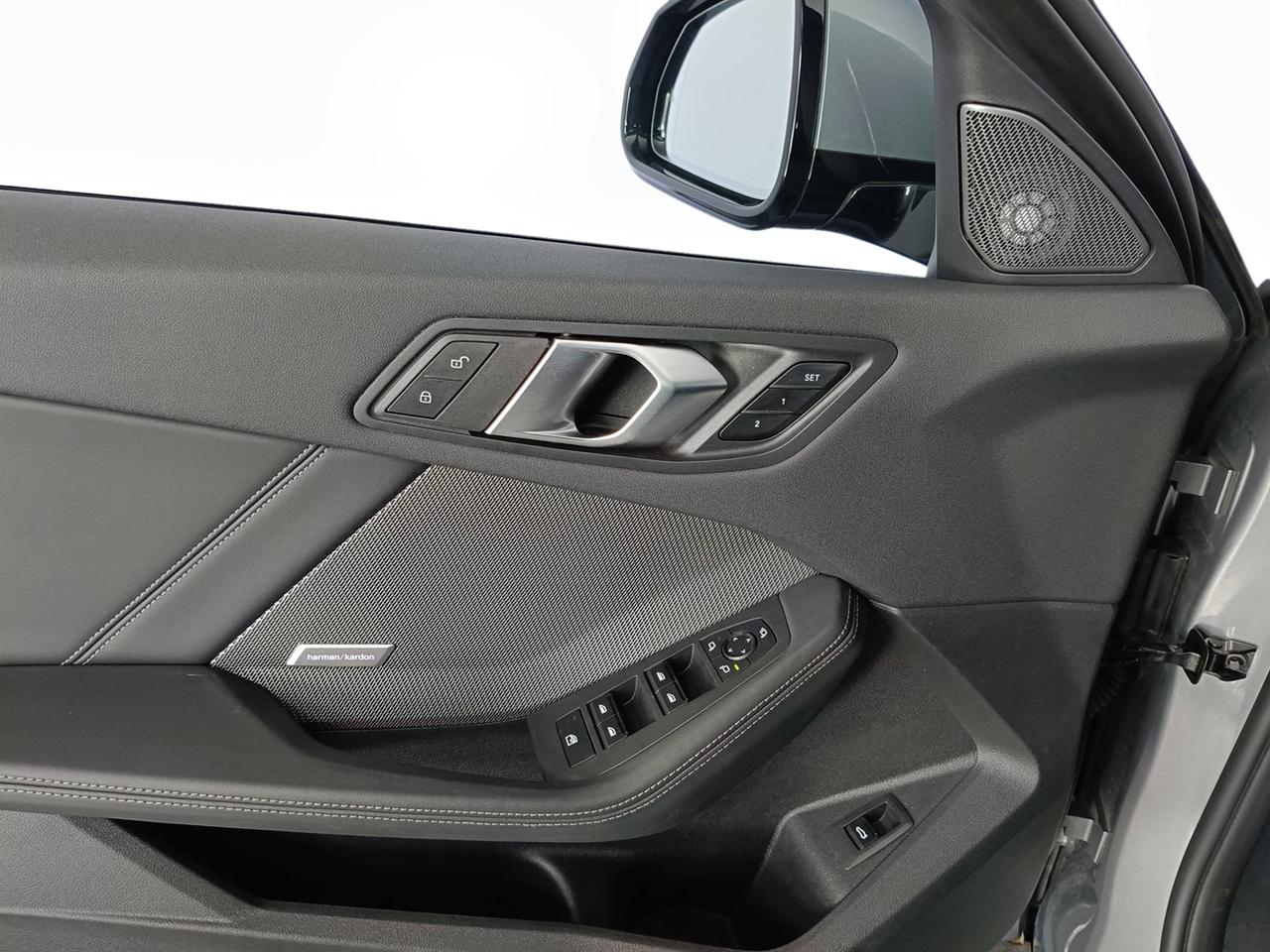 BMW Serie 1 F70 - 120 48V MSport auto
