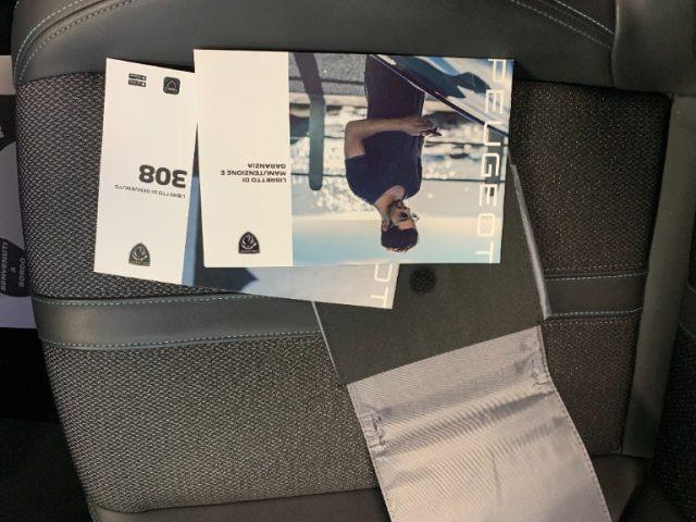 PEUGEOT 308 1.5 Diesel Allure Pack
