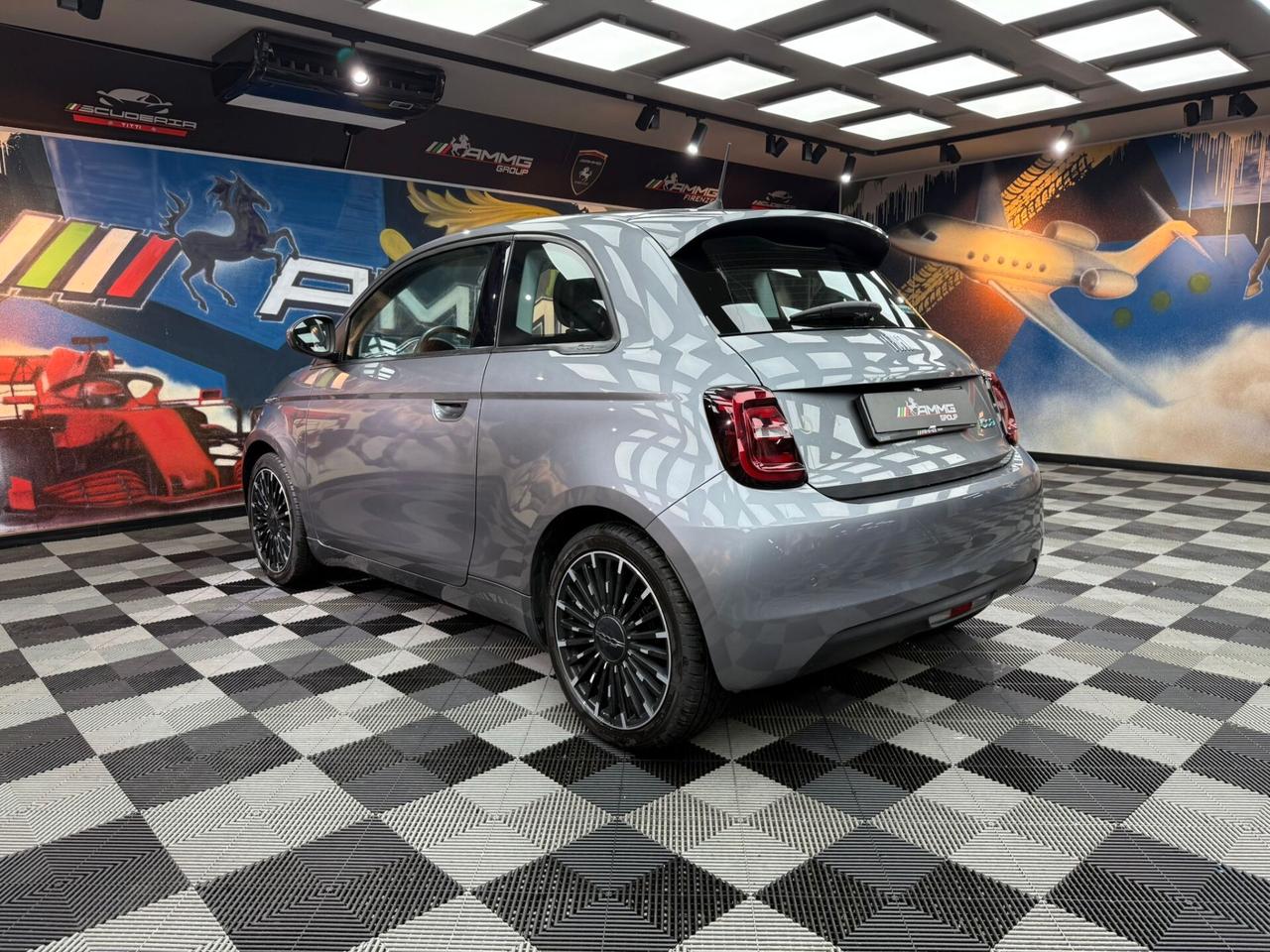 Fiat 500 500e Berlina 42 kWh La Prima (732)