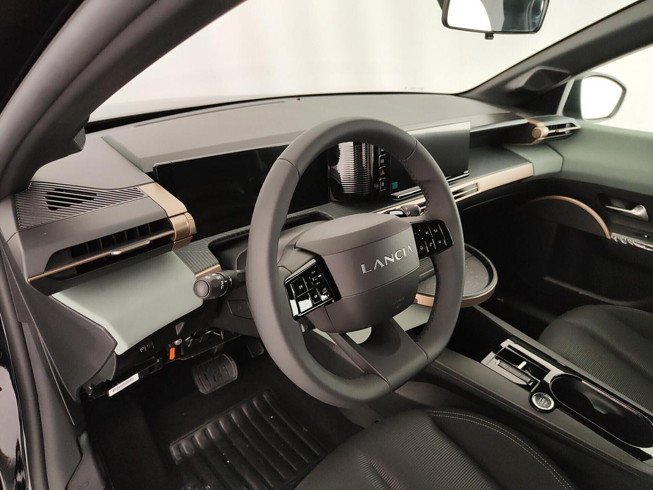 Lancia Ypsilon Hybrid e-DCT 100Cv