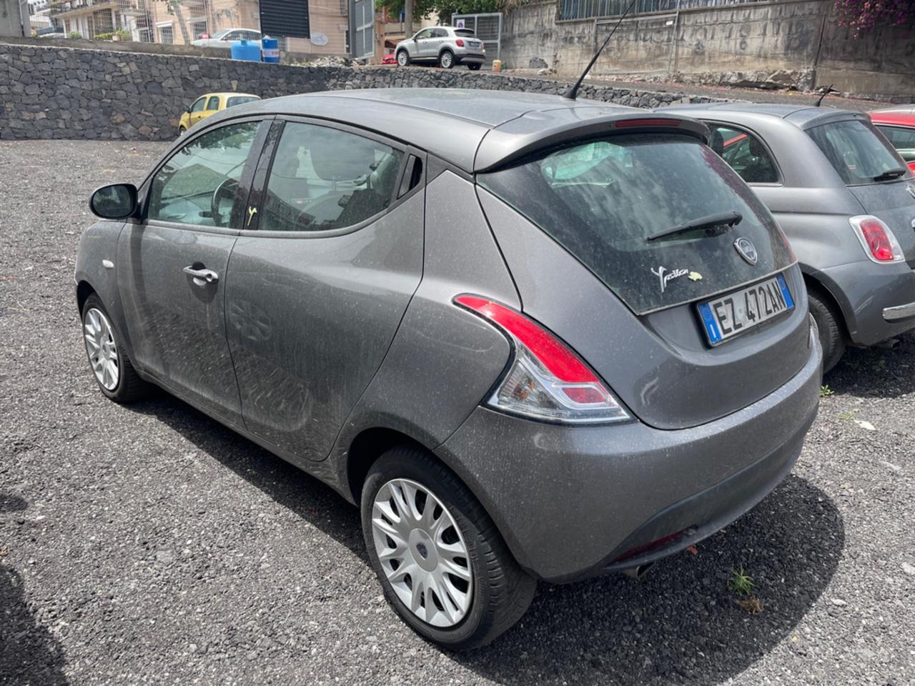 Lancia Ypsilon 1.2 69 CV 5 porte GPL Ecochic Gold