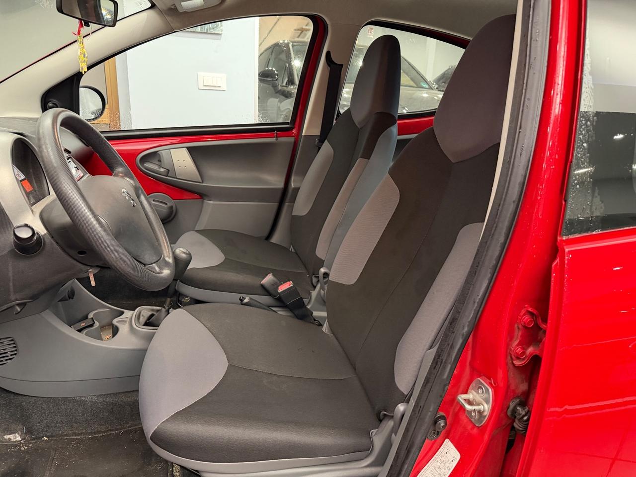 Peugeot 1.0 68CV 5p. Allure O.k. neopatentati