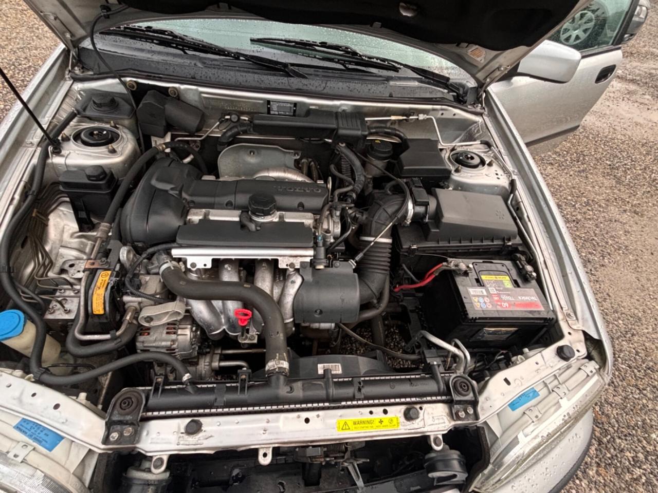Volvo V40 S40 1.8 16V cat