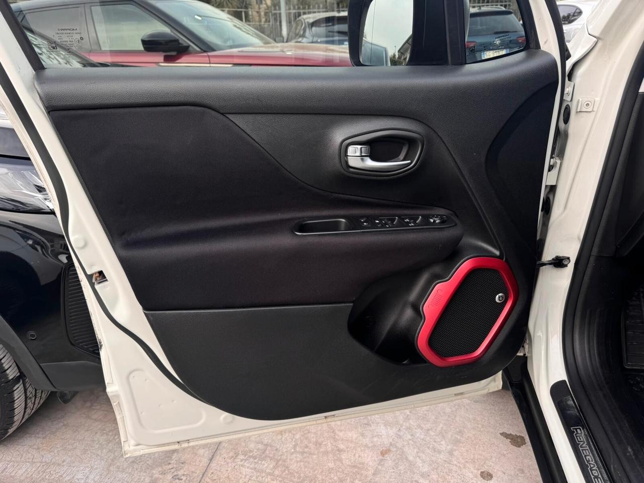 Jeep Renegade 2.0 Mjt 170CV 4WD Active Drive Low Trailhawk