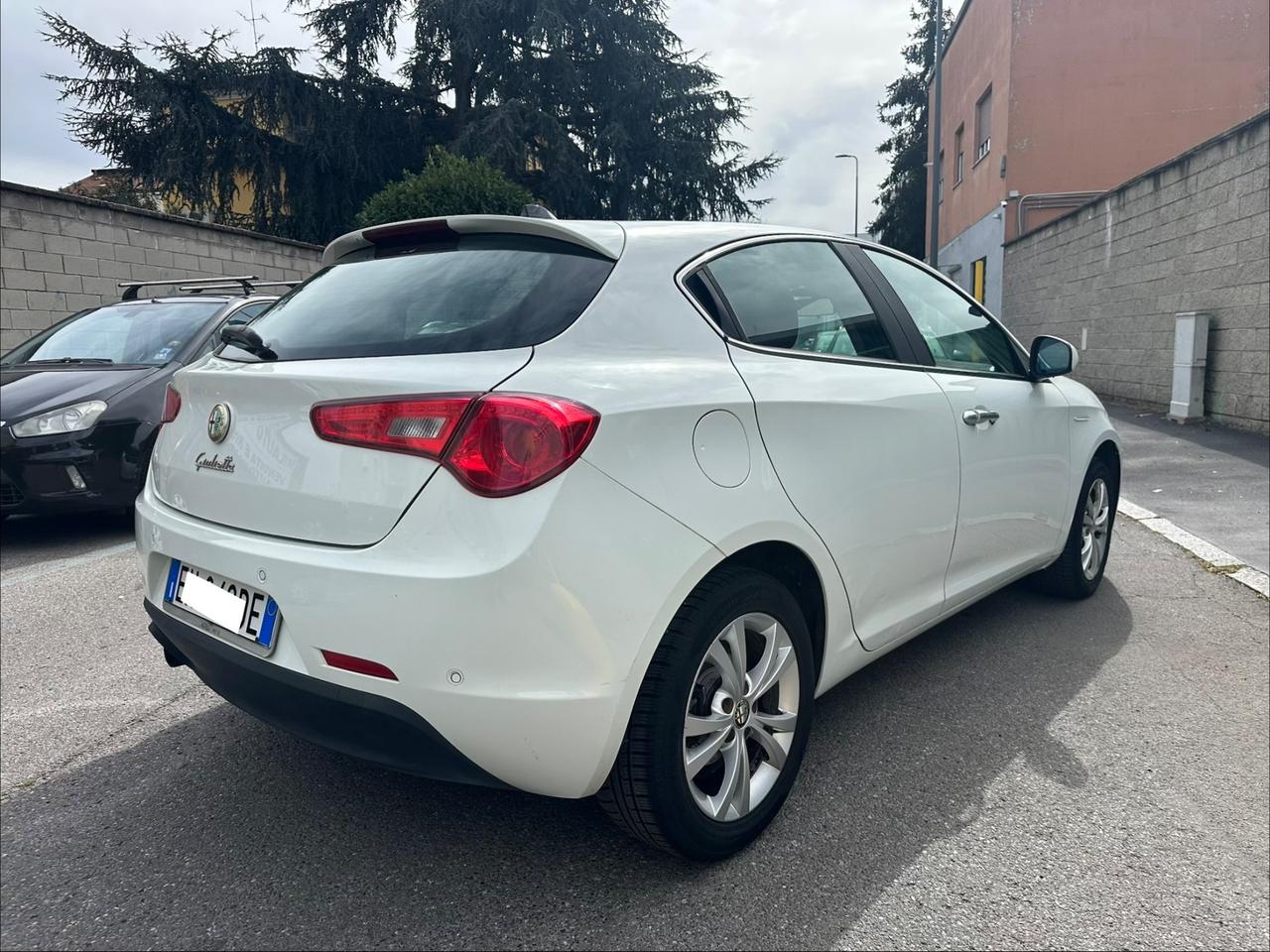Alfa Romeo Giulietta 1.4 Turbo - ok neopatentati