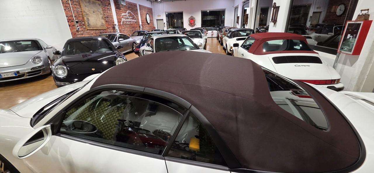 Porsche 911 997 Carrera Turbo Cabriolet Book service Italia