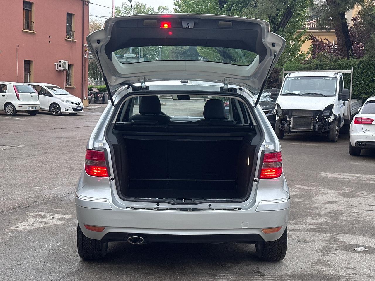 Mercedes-benz B 180 CDI Sport pari al Nuovo