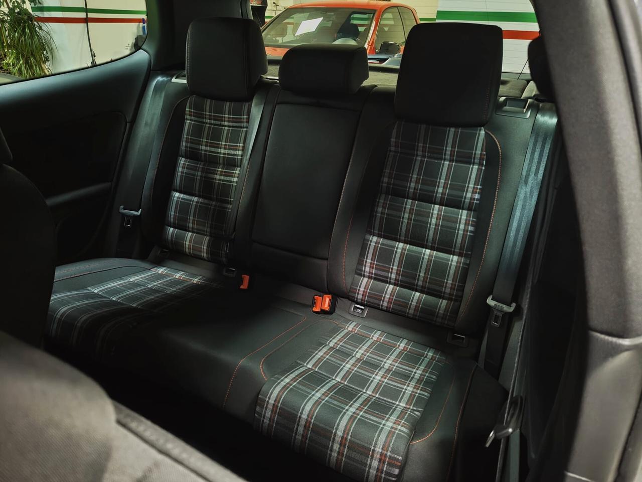 Volkswagen Golf GTI UNICO PROPRIETARIO