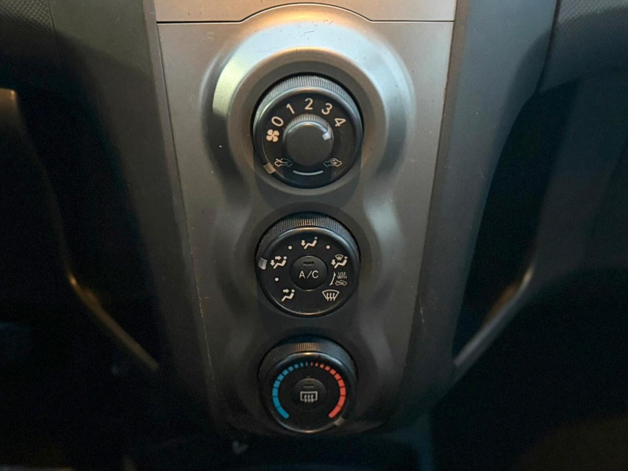 Toyota Yaris 1.4 D-4D 2010 Automatica