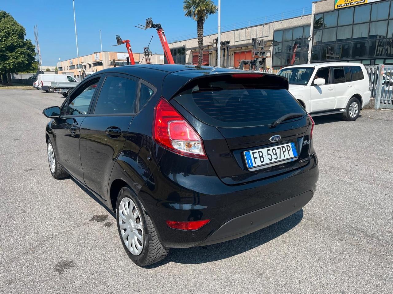 Ford Fiesta 1.5 TDCi 75CV 5 porte **NEOPATENTATI**