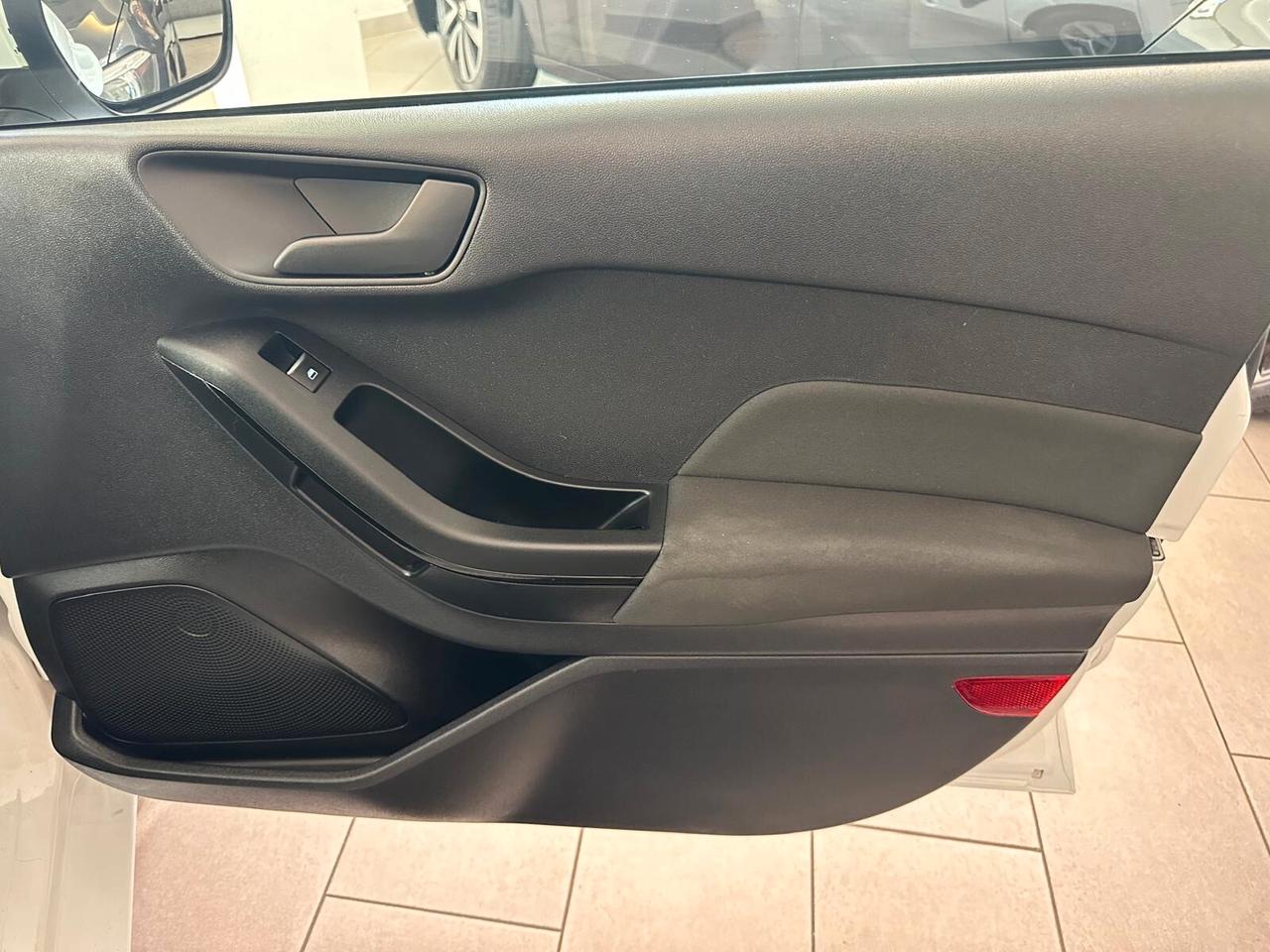 Ford Fiesta 1.1 75 CV 5 porte Connect