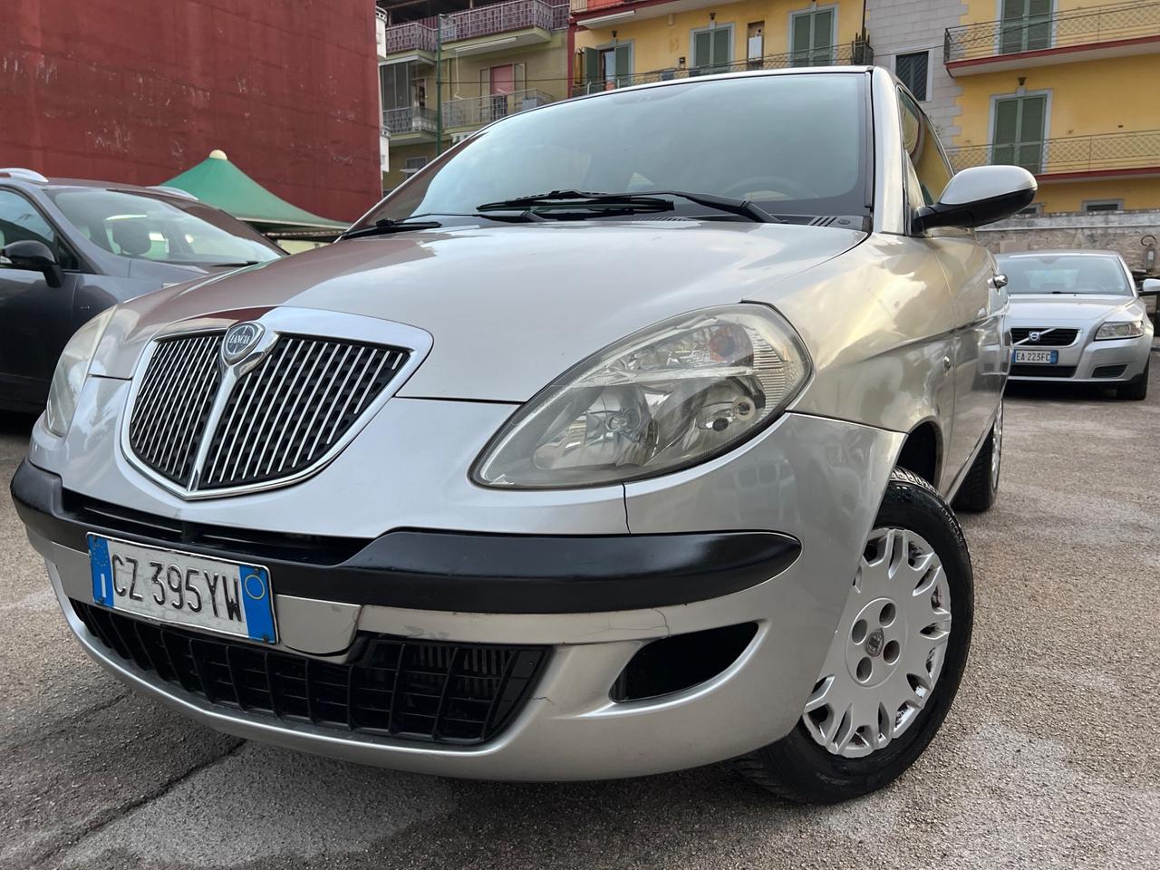 Lancia Ypsilon 1.3 Multijet 16V Platino