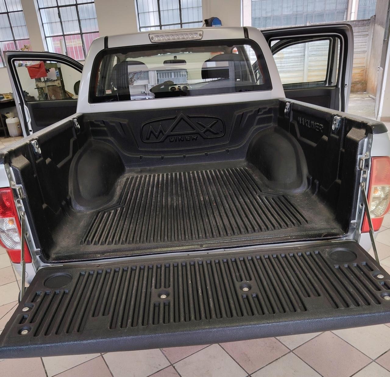 Isuzu D-Max 3.0 TD cat Space Cab 4WD Pick-up L EU4