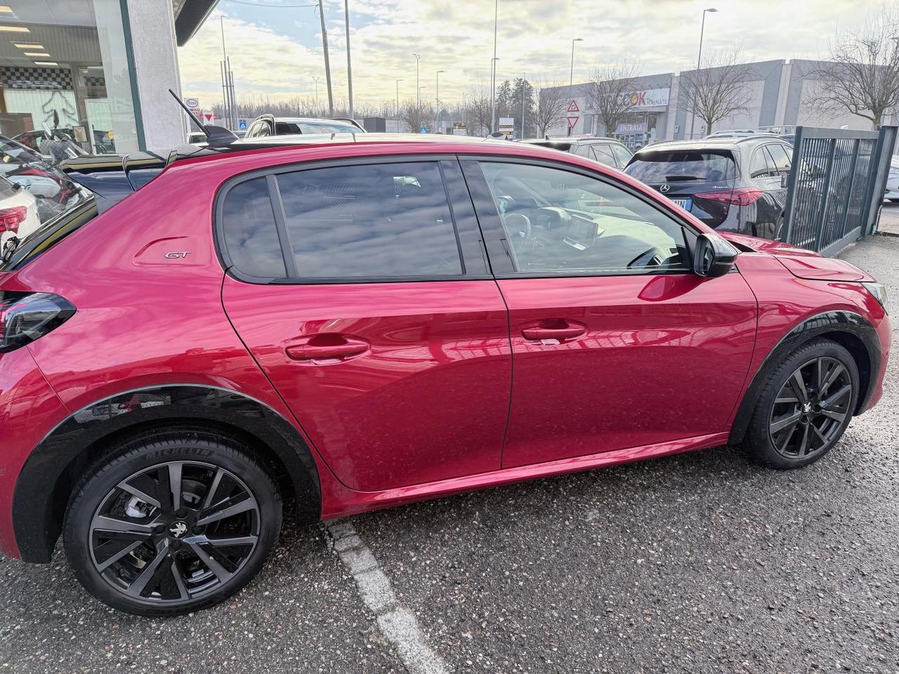 Peugeot 208 5 Porte 208 1.2 puretech GT Pack s&s 100cv eat8