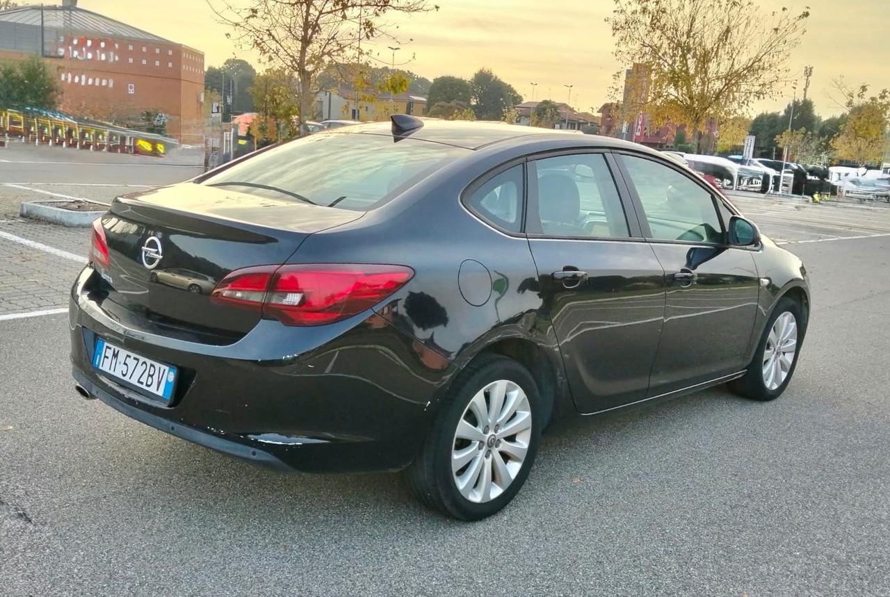 Opel Astra 1.4 Turbo 140CV 4P*GPL*Navi*Pdc*Cruise