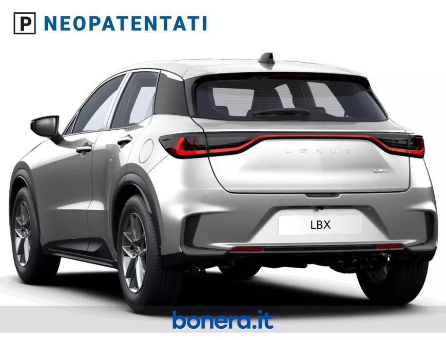 Lexus LBX 1.5 Hybrid Class 2WD e-CVT