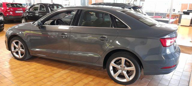 AUDI A3 Sedan 30 TDI S tronic Business