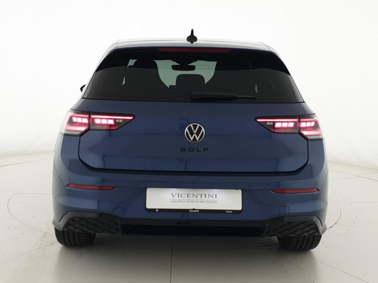 Volkswagen Golf 2.0 tdi r-line plus 150cv dsg