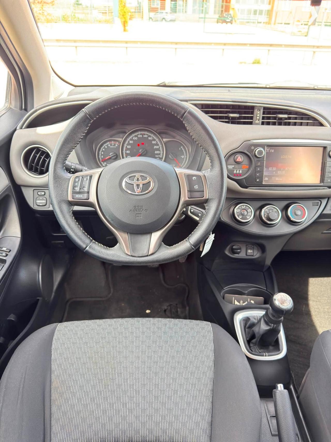 Toyota Yaris 1.0 5 porte Lounge