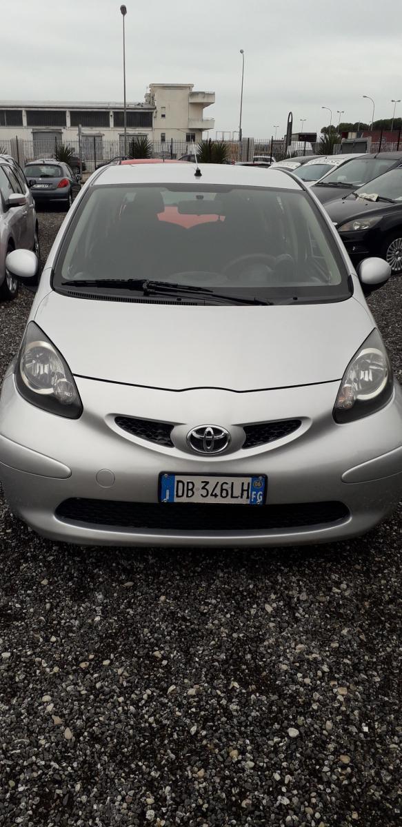 TOYOTA - Aygo - turbodiesel 5 porte Sol