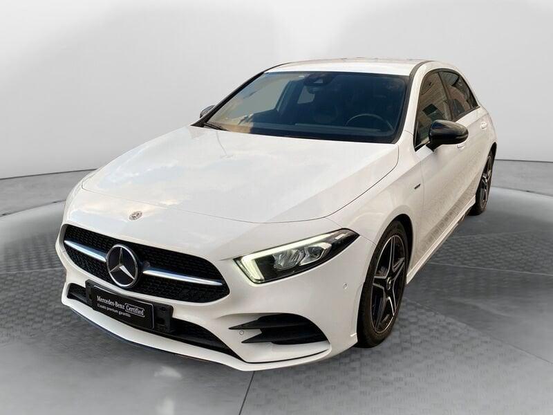 Mercedes-Benz Classe A - W177 2018 A 180 d Premium Night edition auto