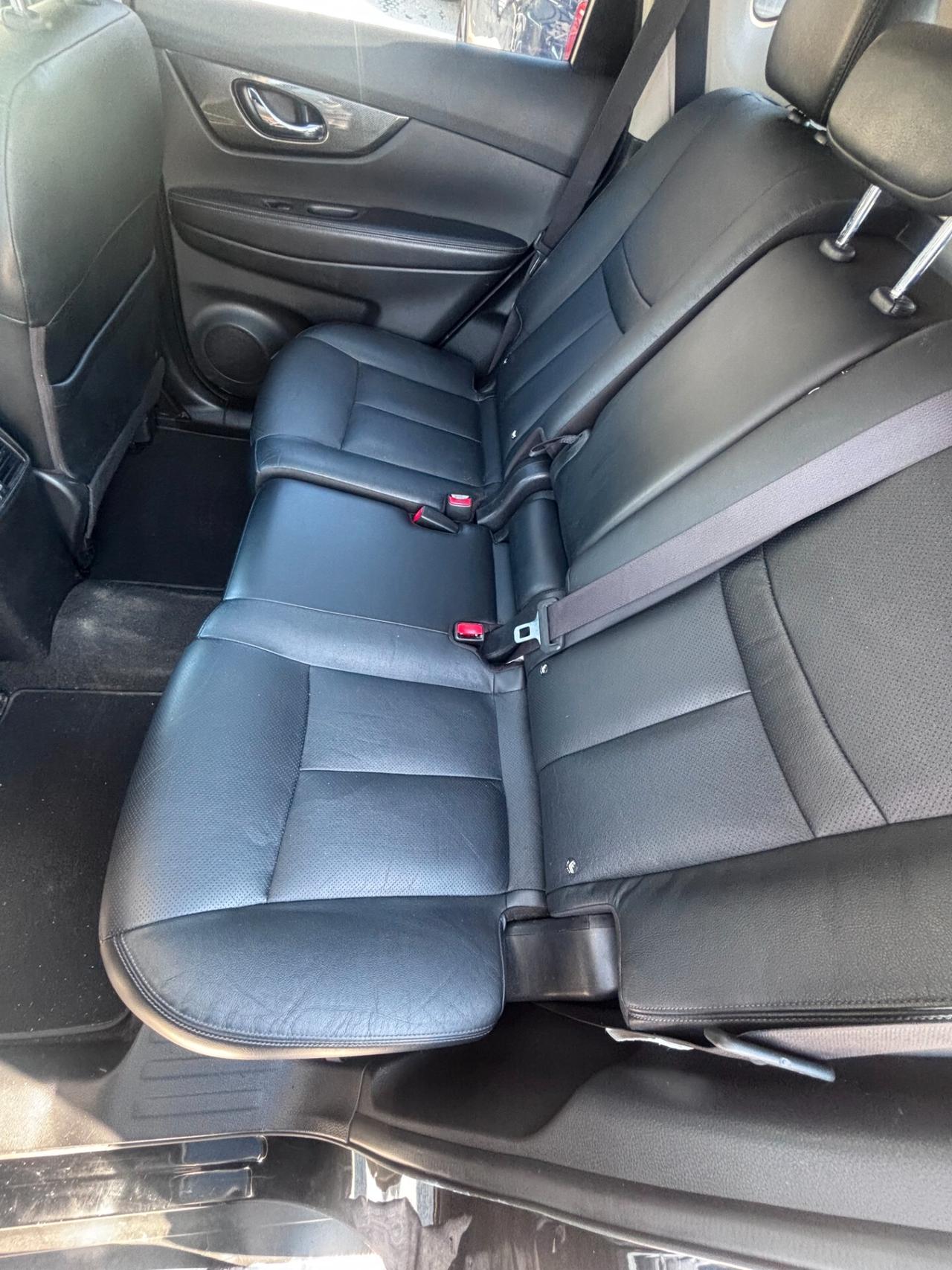 Nissan X-Trail 1.6 dCi 2WD Tekna