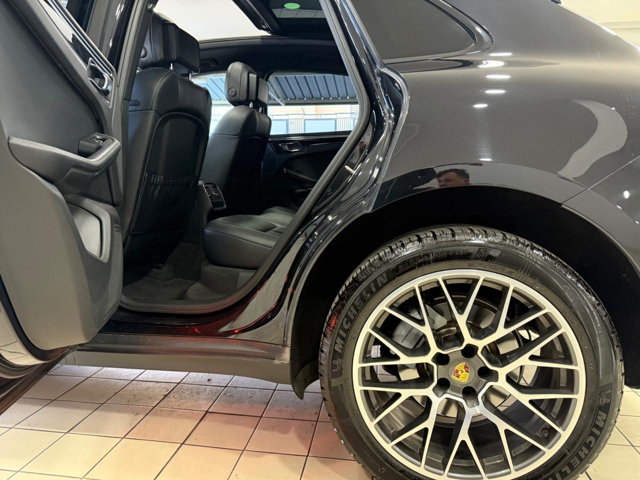 Porsche Macan 3.0 full optional