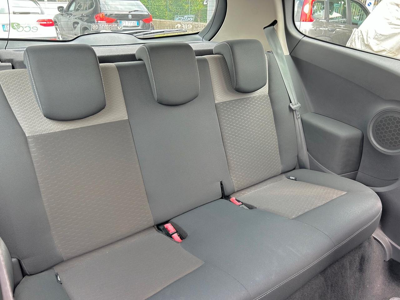 Renault Clio 1.2 16V - UNIPROPRIETARIO-NEOPATENTATI