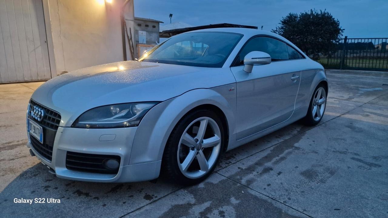 Audi TT Coupé 2.0 TDI quattro Advanced plus