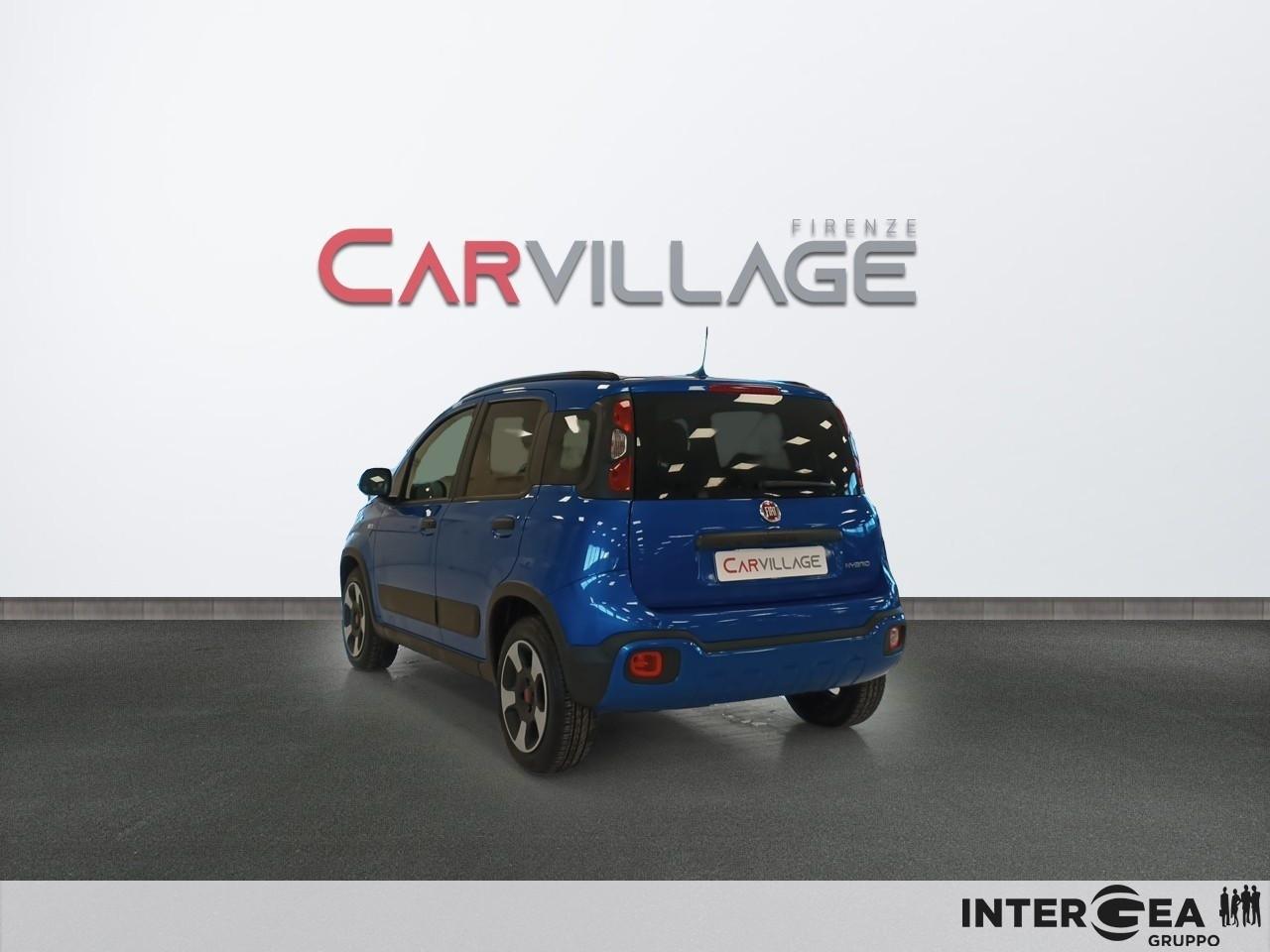 FIAT Panda 1.0 firefly hybrid Cross s&s 70cv 5p.ti