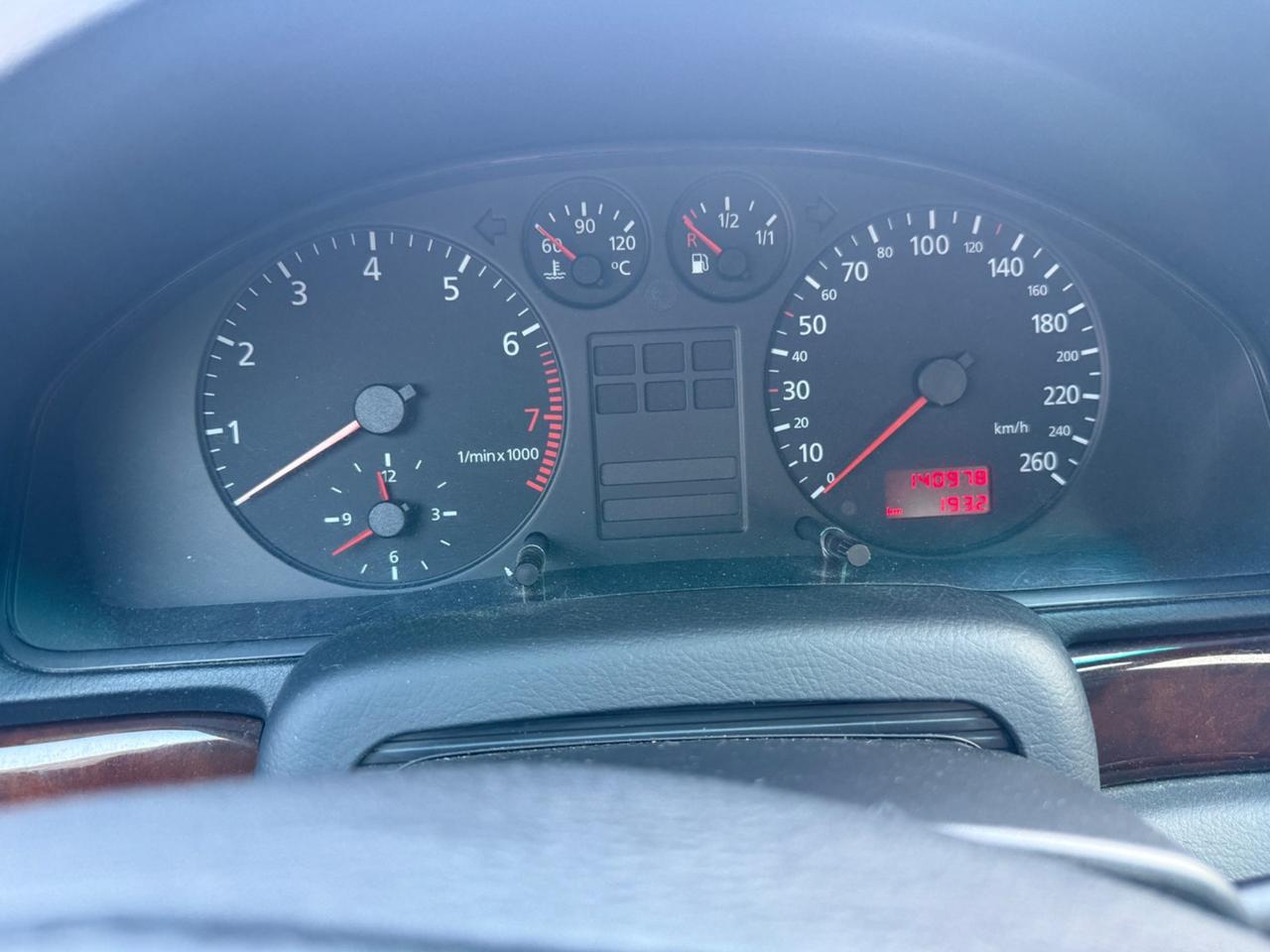 Audi A4 1.8 20V cat Advance