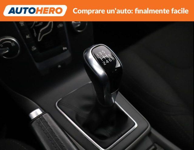 VOLVO V40 D2 Kinetic