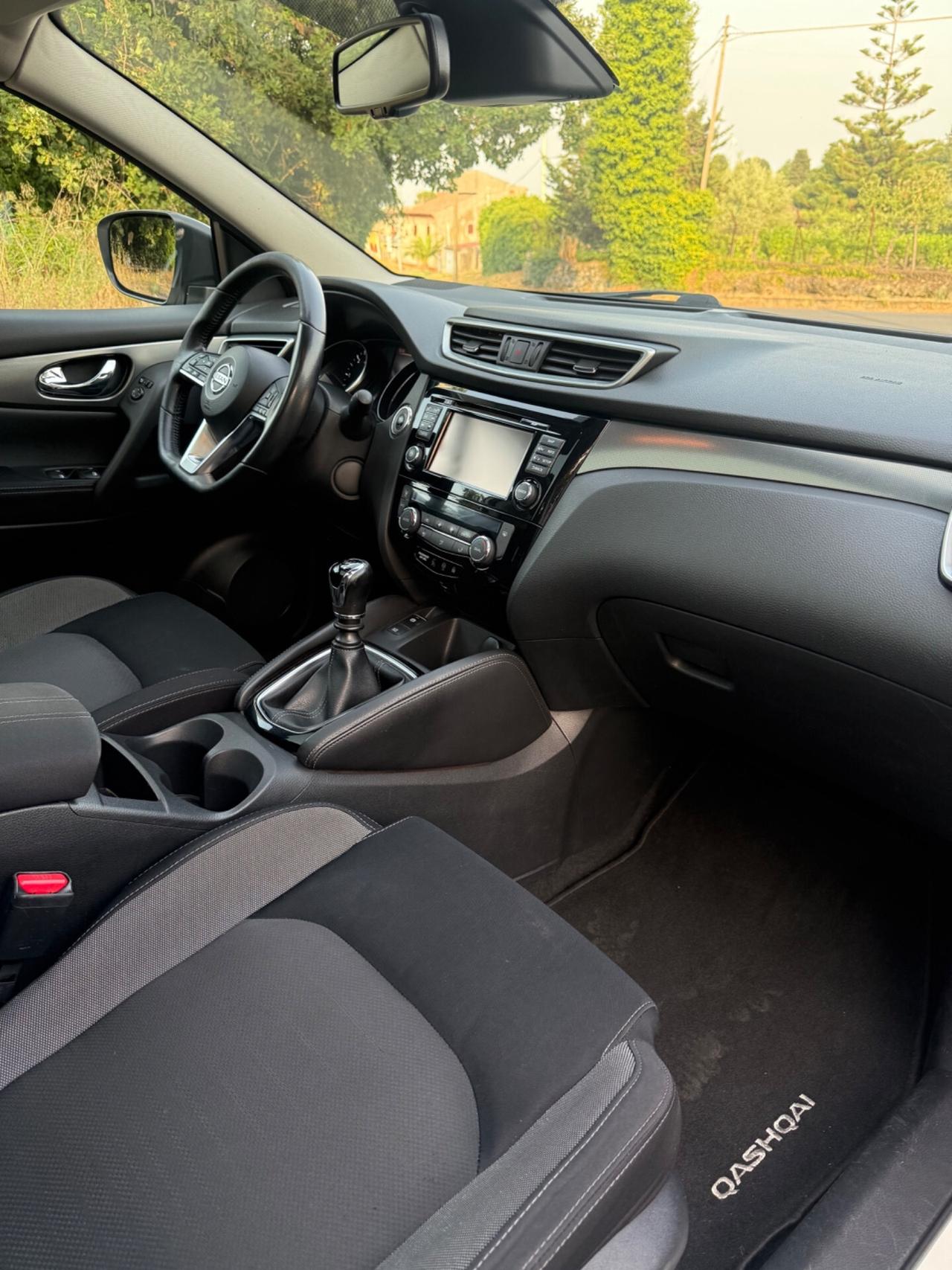Nissan Qashqai 1.5 dCi Tekna tetto panoramico