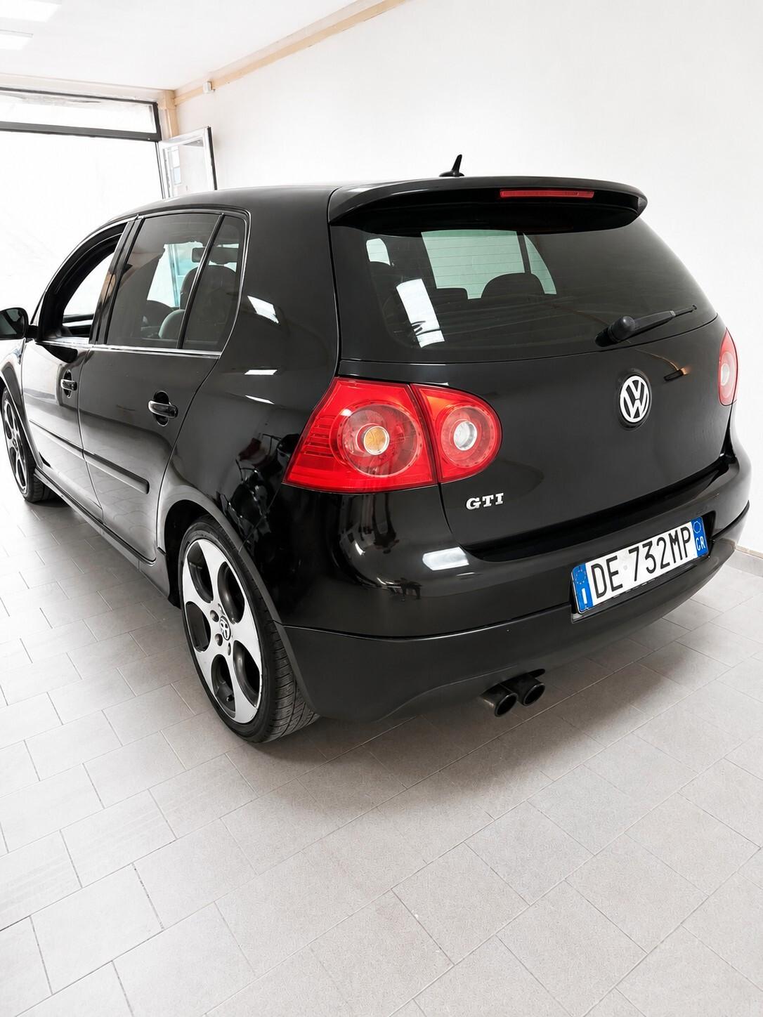 Volkswagen Golf GTI 2.0 16V TFSI 5p.