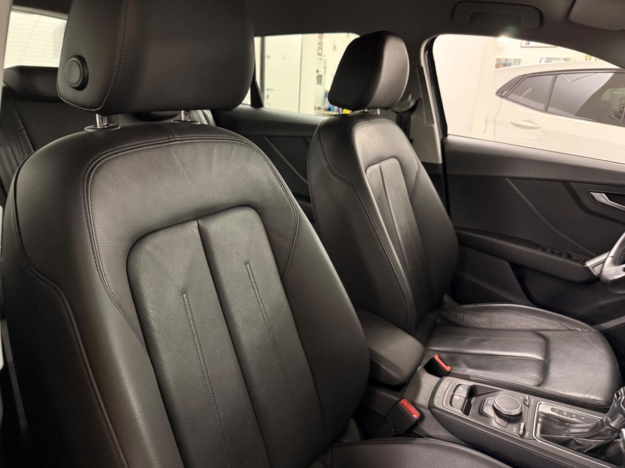Audi Q2 30 TDI S tronic Business
