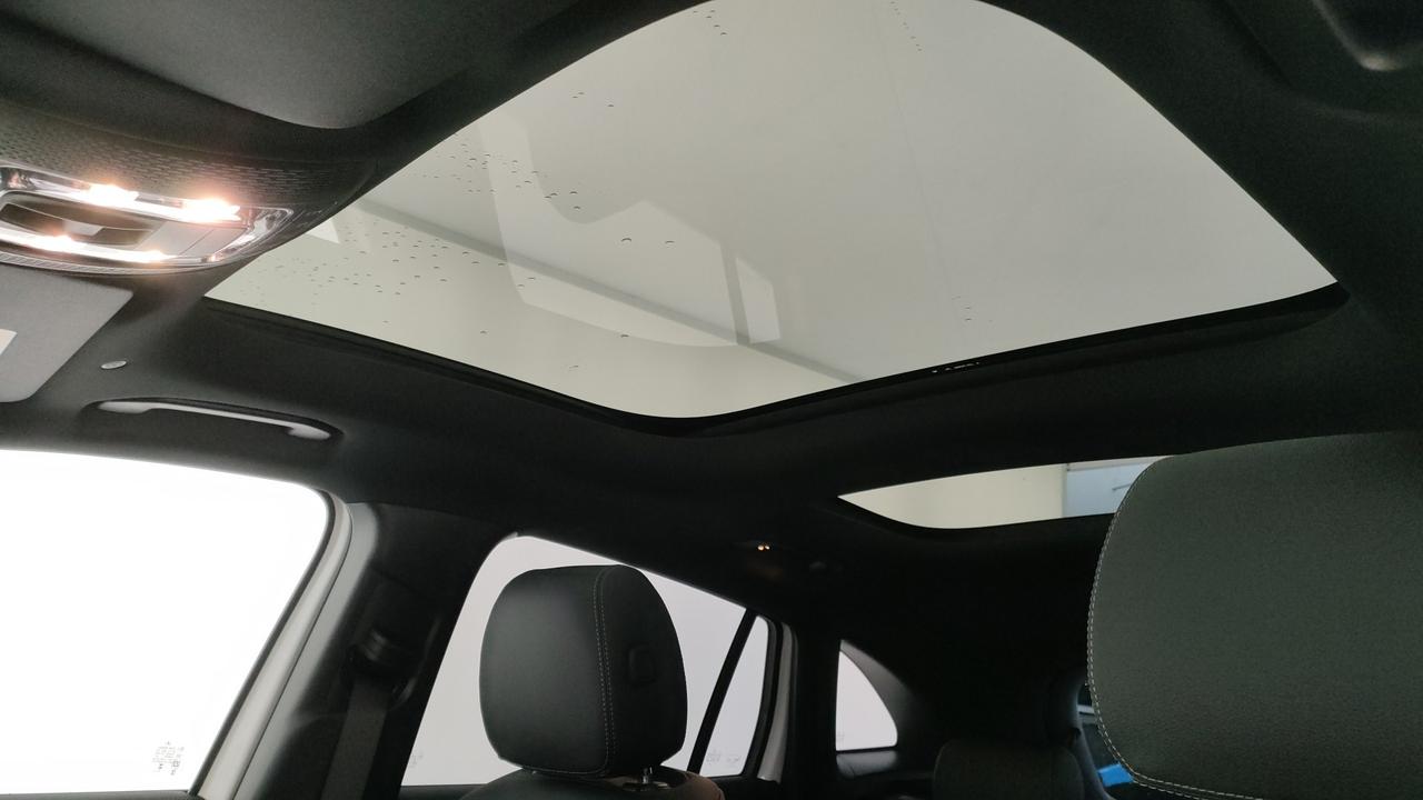 Mercedes-Benz GLA 200 d automatic