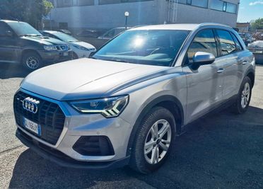 Audi Q3 40 TDI quattro S tronic Business Advanced