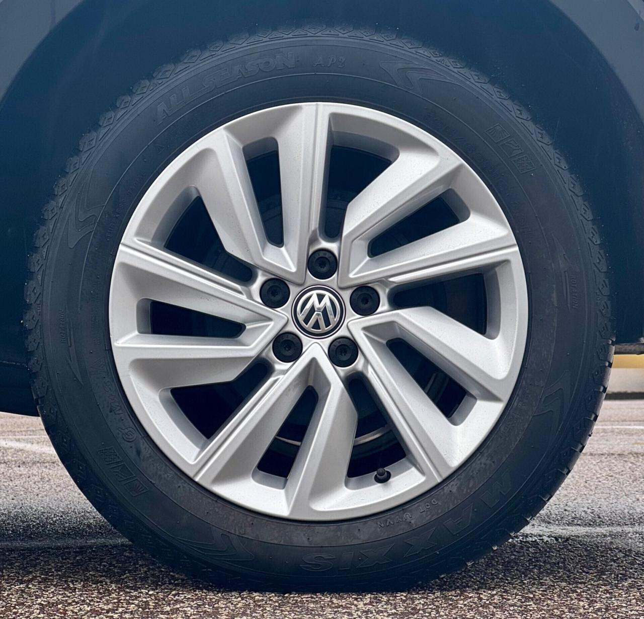 Volkswagen T-Cross 1.6 TDI 2019 SOLO 90.000km