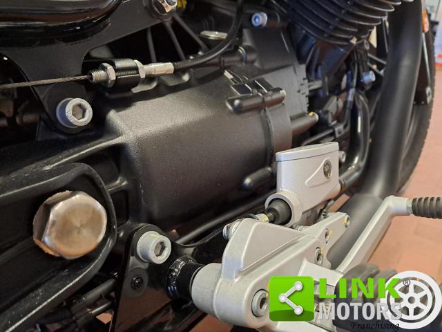 MOTO GUZZI V7 IV STONE