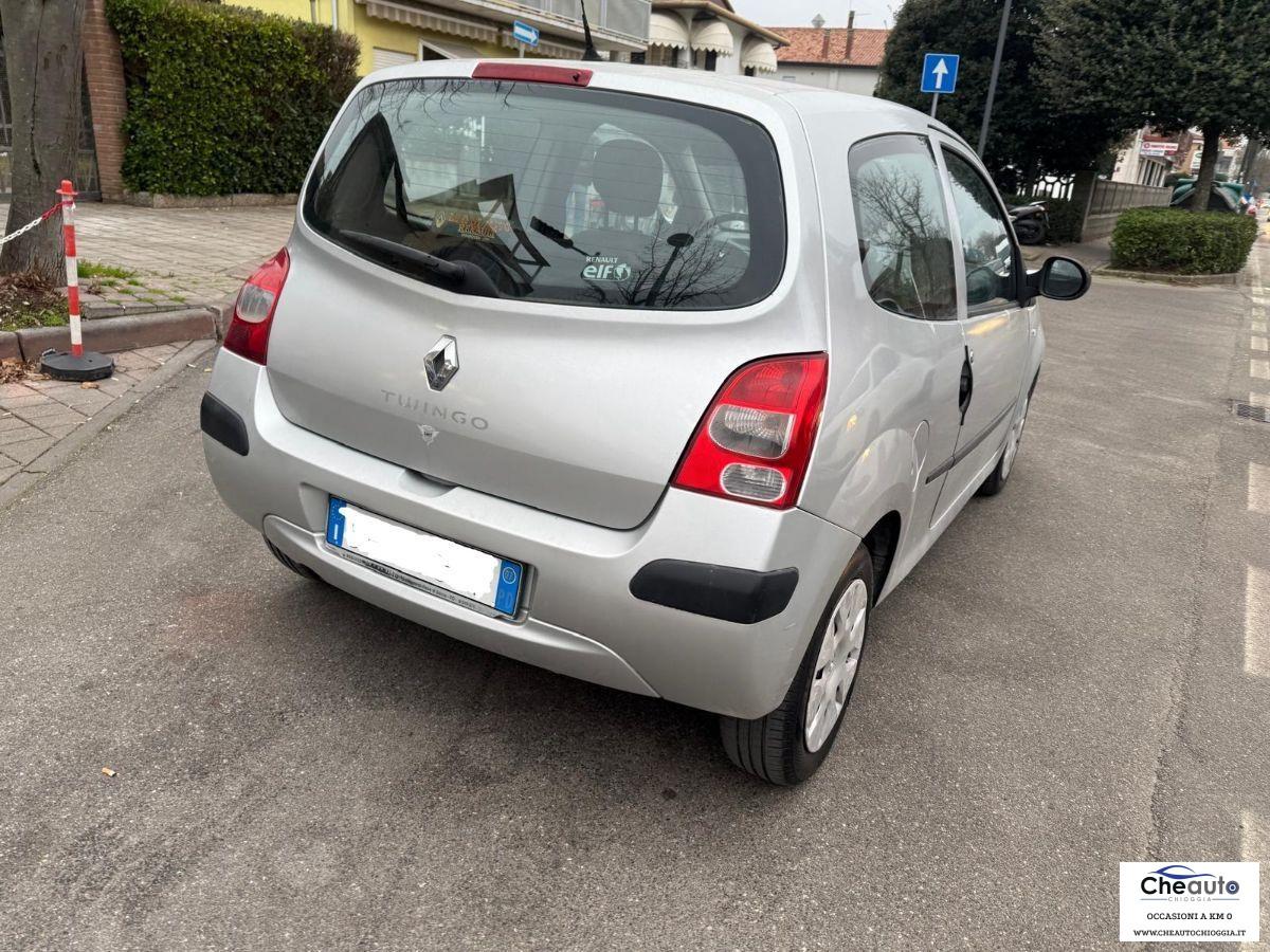 RENAULT - Twingo - 1.2 8V Privilège
